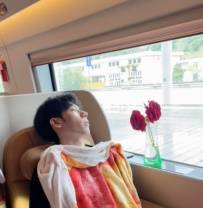 为什么能成为玩家的终极梦想开元棋牌花里胡哨的电竞房(图4)